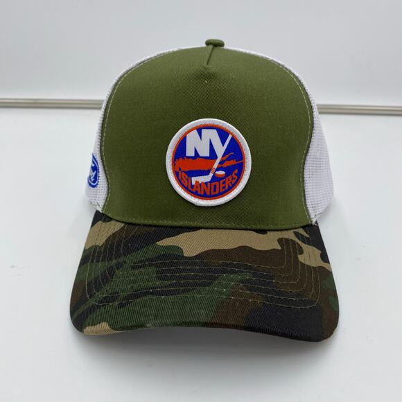NHL New York Islanders Camo Trucker Hat Military Appreciation 2024 UBS Arena - Picture 1 of 6